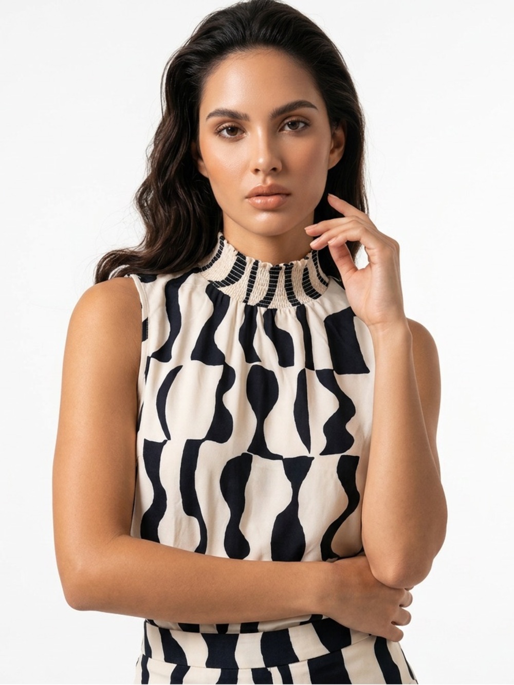 SHEIN | Black & Cream Abstract Swirl Sleeveless High Neck Top Women’s Size Large
